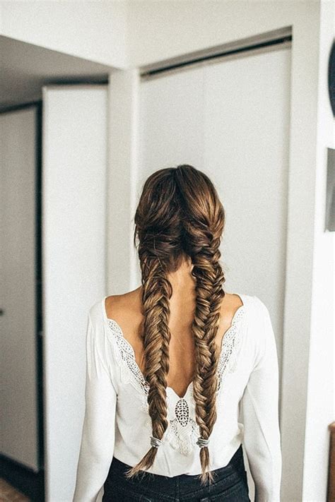It does not have to be sophisticated and you do not need a lot of styling products for it. 40 Cute Hairstyles for Teen Girls