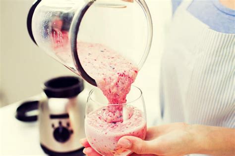 And this pretty much sums everything up on how to make a smoothie without a blender. Exotic Dragon Fruit Smoothie | Fab How