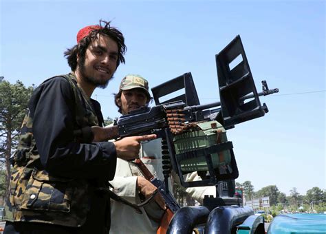 탈레반 20년 만에 아프간 장악한국대사관 잠정폐쇄 헤럴드경제