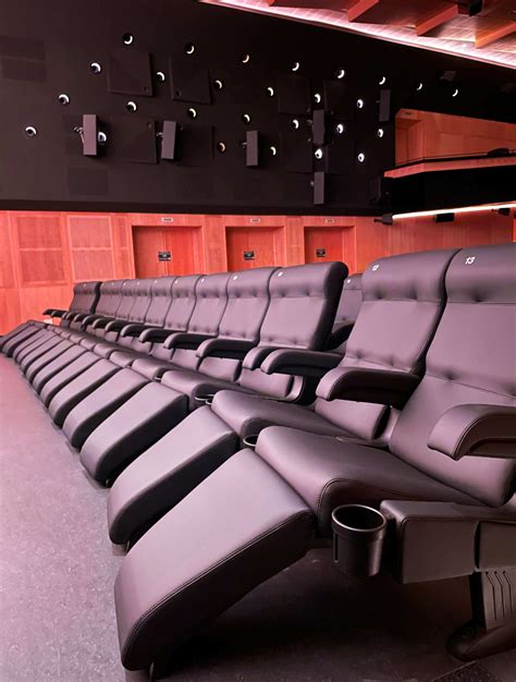 Die Bestuhlung - Cinema Filmtheater München | A Movie Lovers' Paradise