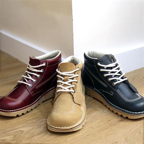 Pin By Gracie Alice On 80s Boots Kickers Boots Casual Classics