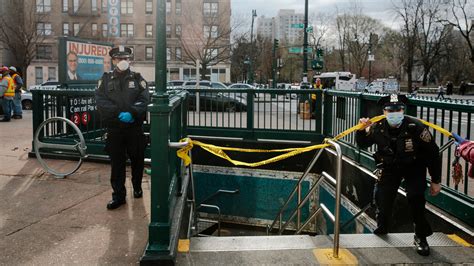 Train Operator Killed In A Subway Fire In Manhattan The New York Times