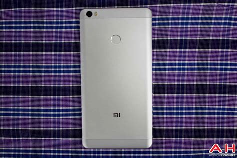 Features 6.44″ display, snapdragon 650 chipset, 16 mp primary camera, 5 mp front camera, 4850 mah battery, 128 gb storage, 4 gb ram, corning gorilla glass 4. Xiaomi Unveils A Gigantic Phablet In India, The Mi Max Prime