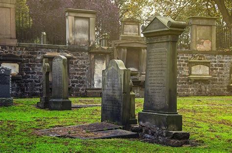 Historic Edinburgh Cemeteries To Explore Cemeteries Graveyard