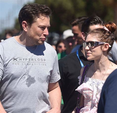 Elon musk and grimes at the 2018 met gala. Elon Musk e Grimes: veja curiosidades sobre o casal