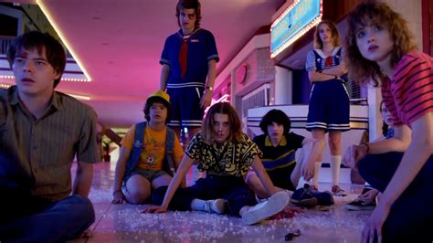 Stranger Things Season 3 Review Faster Bigger Sillier And Better