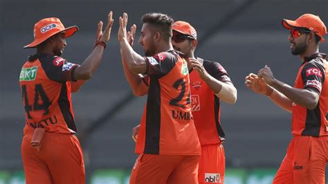 ipl 2022 pbks vs srh umran malik shines in sunrisers hyderabad s 7 wicket win over punjab