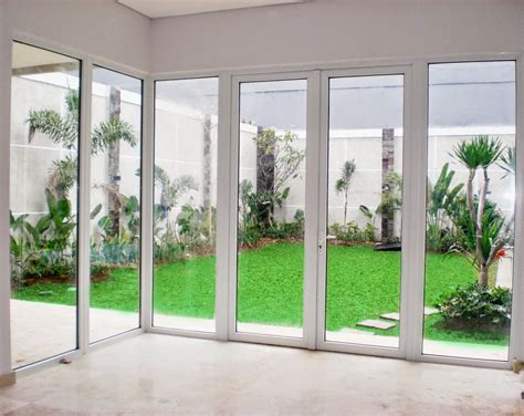 model kaca jendela rumah tentukan estetika rumah mungil modern