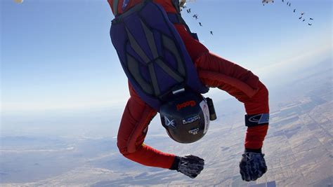 Skydiver Dies During World Record Attempt