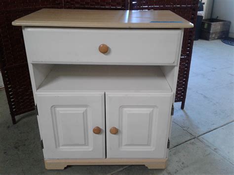Lot Detail Small Cabinet On Wheels