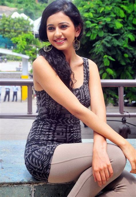 Yaariyan Movie Actress Rakul Preet Singh Sexy Photos And Wallpapers