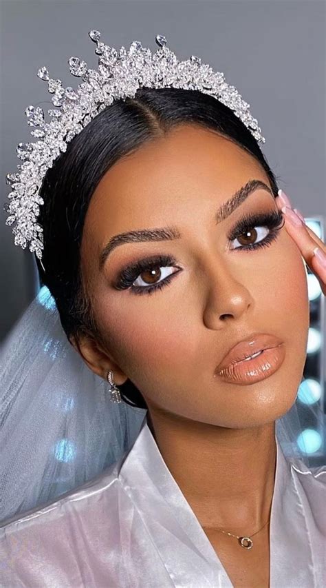 33 Wedding Makeup Looks That Are Beyond Beautiful Smokey Eye Make Up