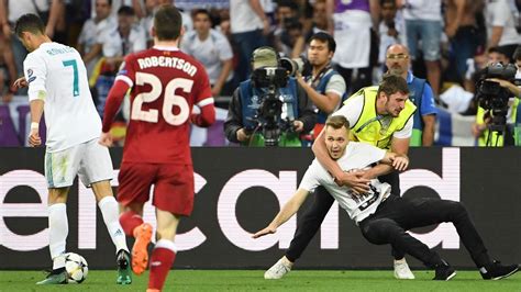 Prices are accurate and items in stock at the time of posting. Champions League final news: Liverpool, Real Madrid, Sergio Ramos, Loris Karius, pitch invader ...