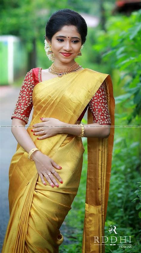 Pin By Bharathi Ms On Bridal Beauty Kerala Saree Blouse Designs