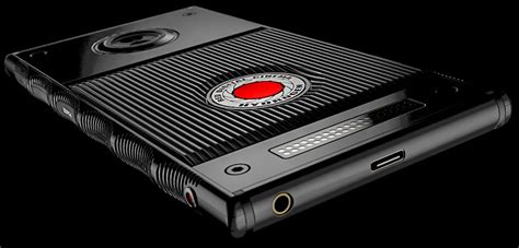 Red Teases A Modular 1600 Titanium Android Phone With A 3d Screen