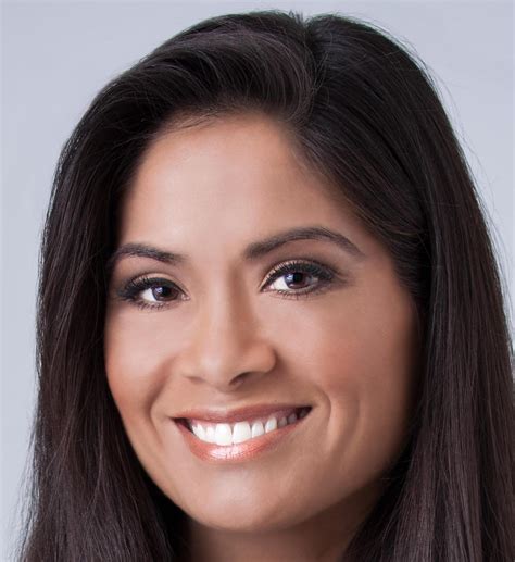 Mai Martinez Named Morning Co Anchor At Wbbm Achicago