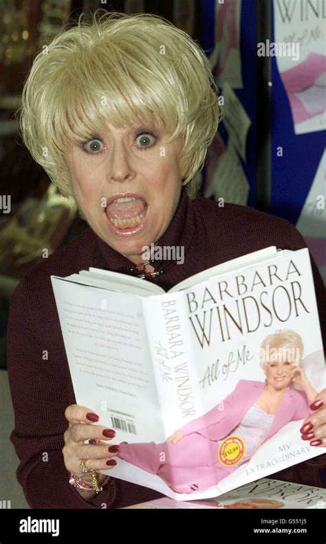 Barbara Windsor Book Launch Stock Photo Alamy