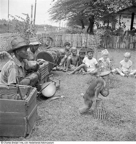 Topeng Monyet Indonesia Jaman Dulu Indonesia Foto Langka Sejarah