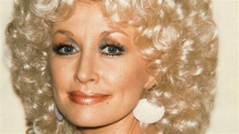 Dolly Parton Fast Facts Cnn