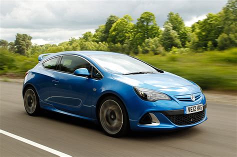Used Vauxhall Astra Gtc Vxr 2012 2015 Review Autocar