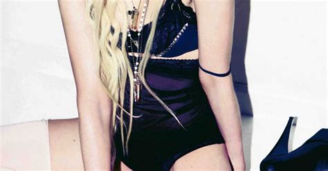 Taylor Momsen Gives Rudest Interview Yet To Fhm Warning Contains