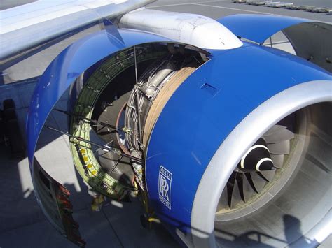An Boeing 777 Engine Aircraft Engine Boeing 777 Jet Engine Rolls