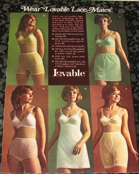 ボード「vintage lingerie adverts」のピン