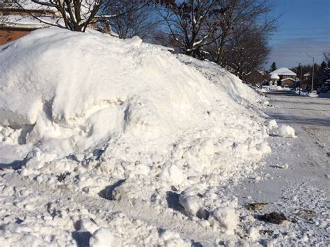 City Plans To Clear Snow Banks In Downtown Barrie Ctv News