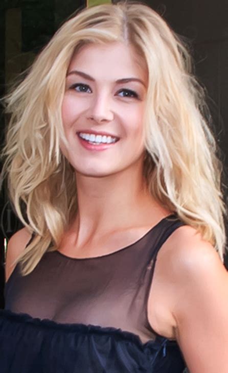 Rosamund Pike Plastic Surgery Before And After Celebrity