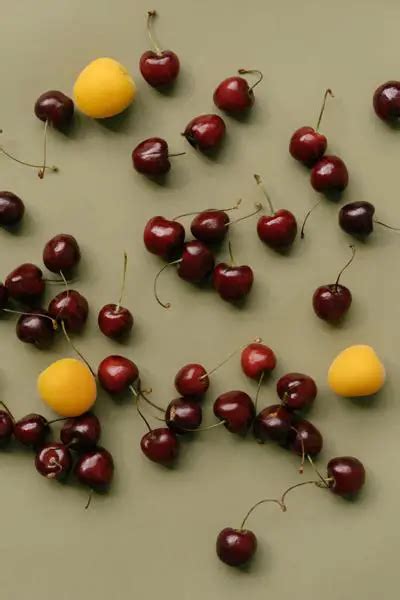 Tart Cherries Vs Sweet Cherries Health Benefits Health Benefited