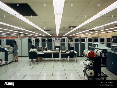 Computer Room 1970s Hi Res Stock Photography And Images Alamy