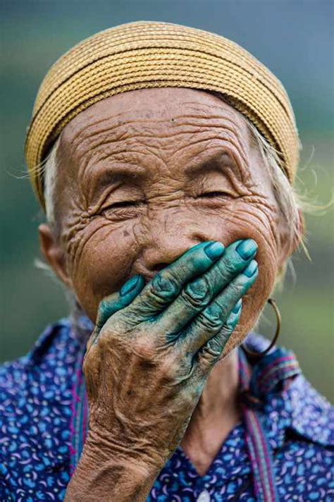 Réhahns Stunning Portraits The Hidden Smiles Of Vietnam