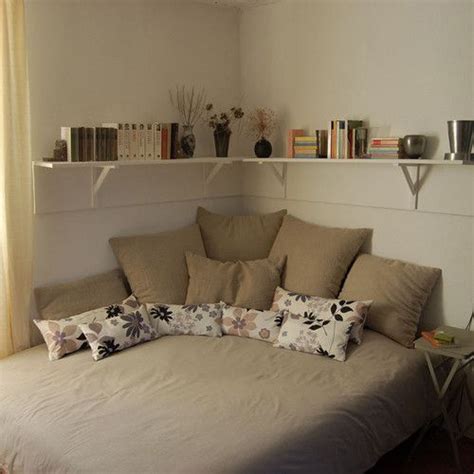 Its gilded gold finish and smooth mirror paneling add instant elegance to any sized bedroom. Get Yourself Ready for These 16 Small Bedroom Ideas ...