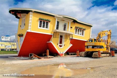 Due to his love towards melaka, he decided to set up a new and unique attraction in melaka. Niagara Upside Down House
