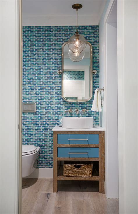I hope we manage to spark some new thoughts in your decorating scheme. Nautical Beach Condo | Beach theme bathroom, Coastal ...