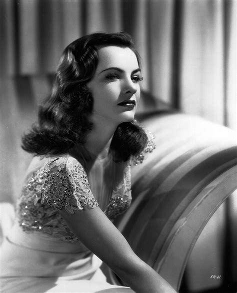 Ella Raines Publicity Shot For Phantom Lady 1940s Hairstyles Vintage Hairstyles Vintage