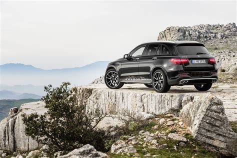 Without sacrificing the utility or luxury, of a glc. Official: 2017 Mercedes-AMG GLC 43 - GTspirit