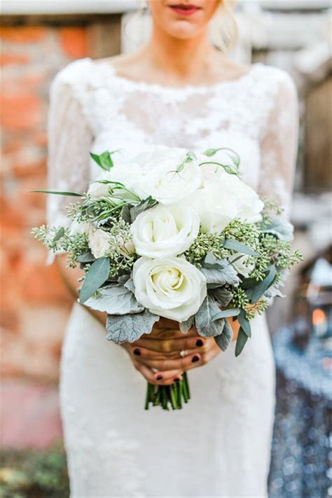 Catering, floral, decor & more! 20 Gorgeous Winter Wedding Bouquet Ideas You Must Have!