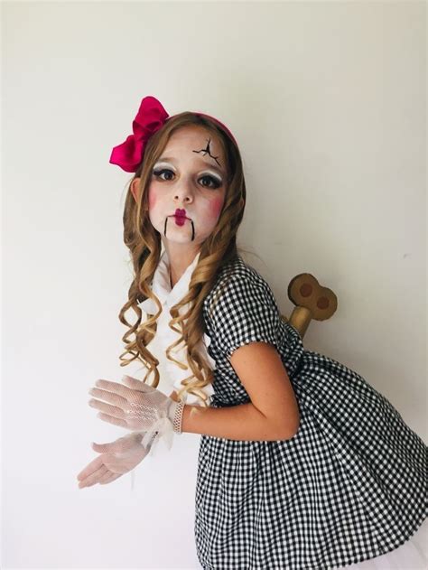 pin by janelle h on halloweenie creepy halloween costumes halloween costumes for girls diy