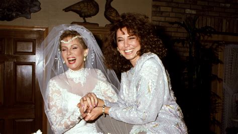 Designing Women Gets A Sequel One Day After Shows Creator Slammed Les Moonves Vanity Fair