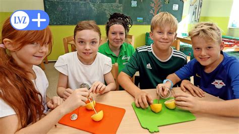 Zwenkauer Grundschüler Produzieren Strom Aus Einer Zitrone