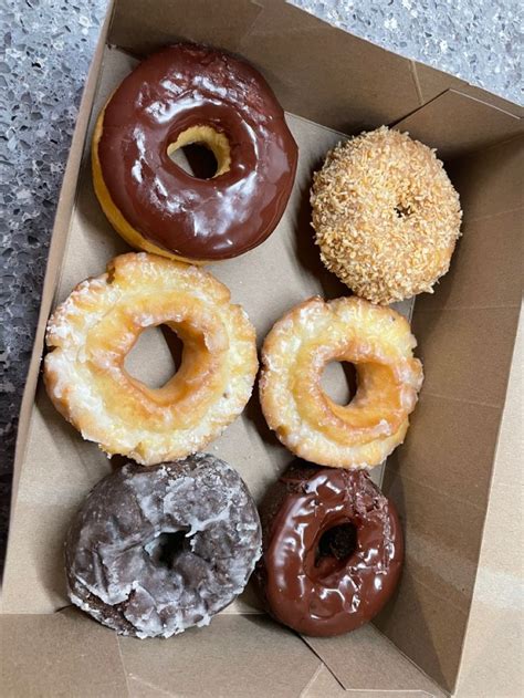 Tim Hortons Half Dozen Donuts 🍩 Dozen Donuts Food Chocolate Donuts