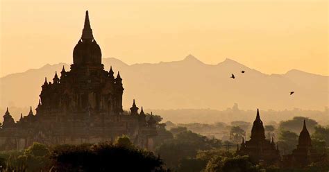 Myanmar Travel Guide: A Photo journey...| Dan Flying Solo