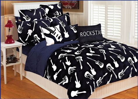 It is a perfect thing to decorate your room and to add color to it. Teen Boy Bedding: What Should We Do? - MidCityEast