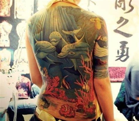 An anchor tattoo is a great small tattoo for girls who want to represent the idea that their identity is anchored to something. 50+ Cool Back Tattoos For Girls (2019) - TattoosBoyGirl