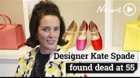 Kate Spade Whose Handbags Carried Women Into Adulthood Is Dead At 55 Youtube