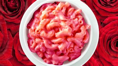 Vegan Pink Mac And Cheese Is The Ultimate Valentines Day Dinner