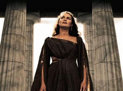 Lena Headey As Queen Gorgo In 300 2007 Greek Women Spartan Women