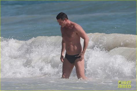 Photo Luke Evans Bares Hot Body In Tiny Speedo On Vacation In Mexico