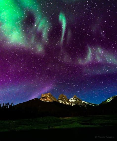 The Best Spots To See The Northern Lights Near Canmore